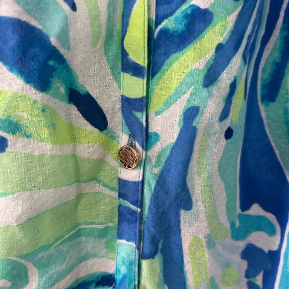 EUC Lilly Pulitzer button front blouse, size large - Picture 4 of 6